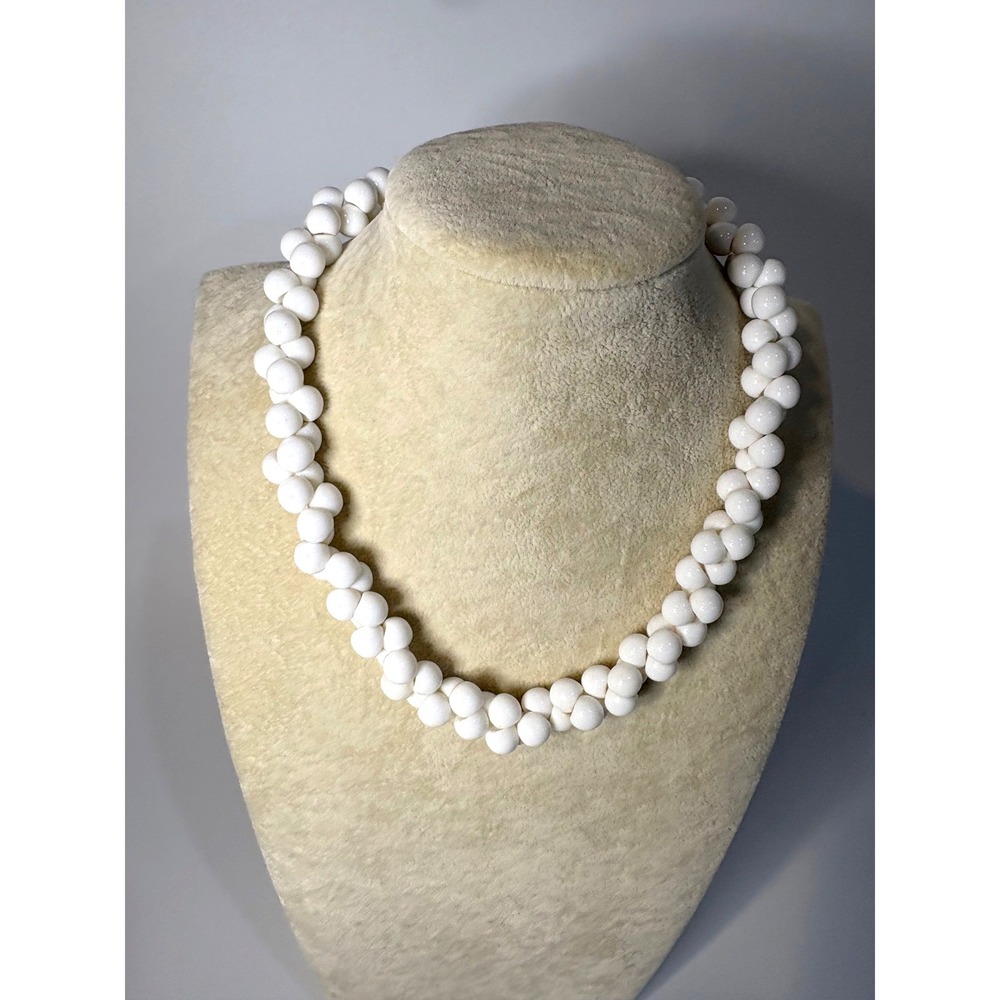 Vintage White Beaded Twisted Rope Necklace Chunky Multi Strand Spring Ring 17 In